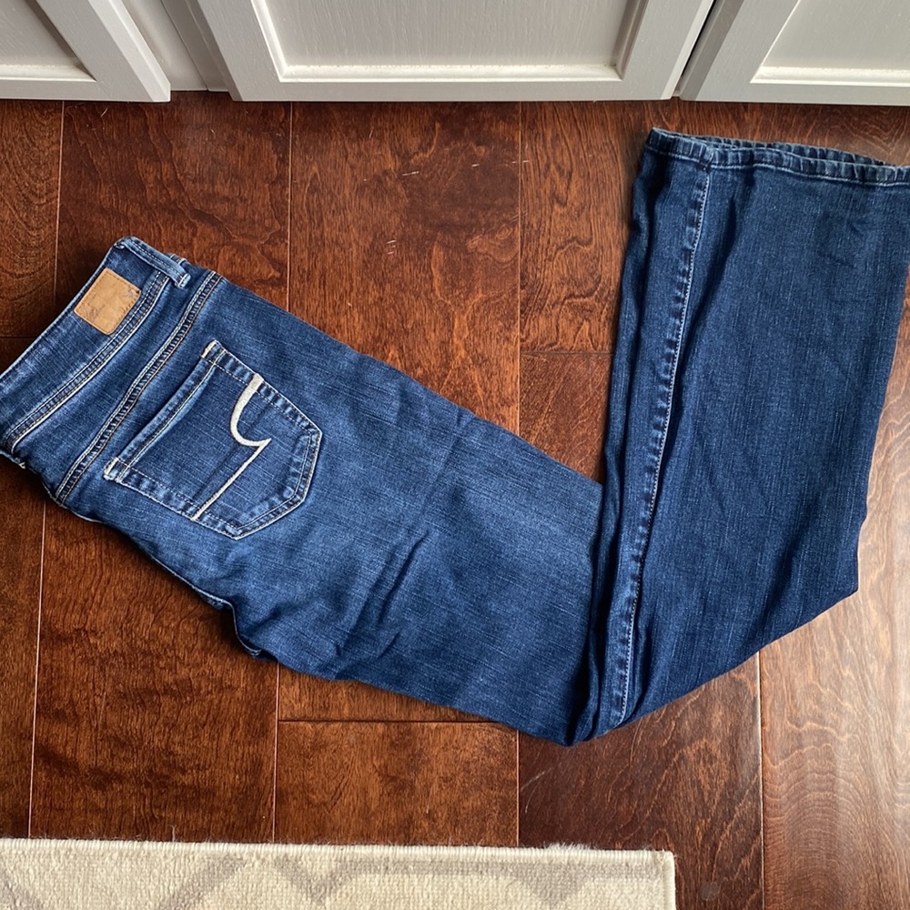 Boot cut jeans